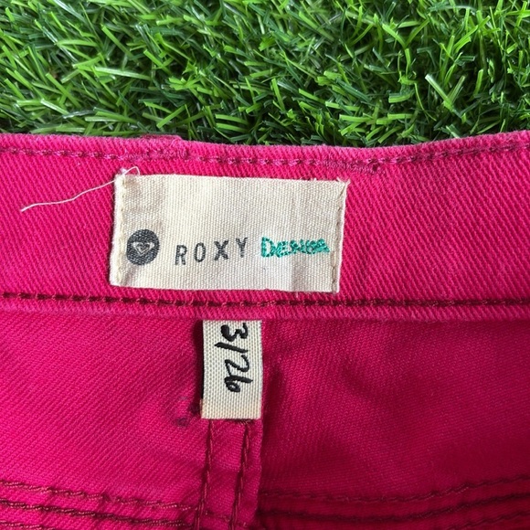 ROXY Magenta Cut Off Denim Shorts size 26 - Picture 5 of 8